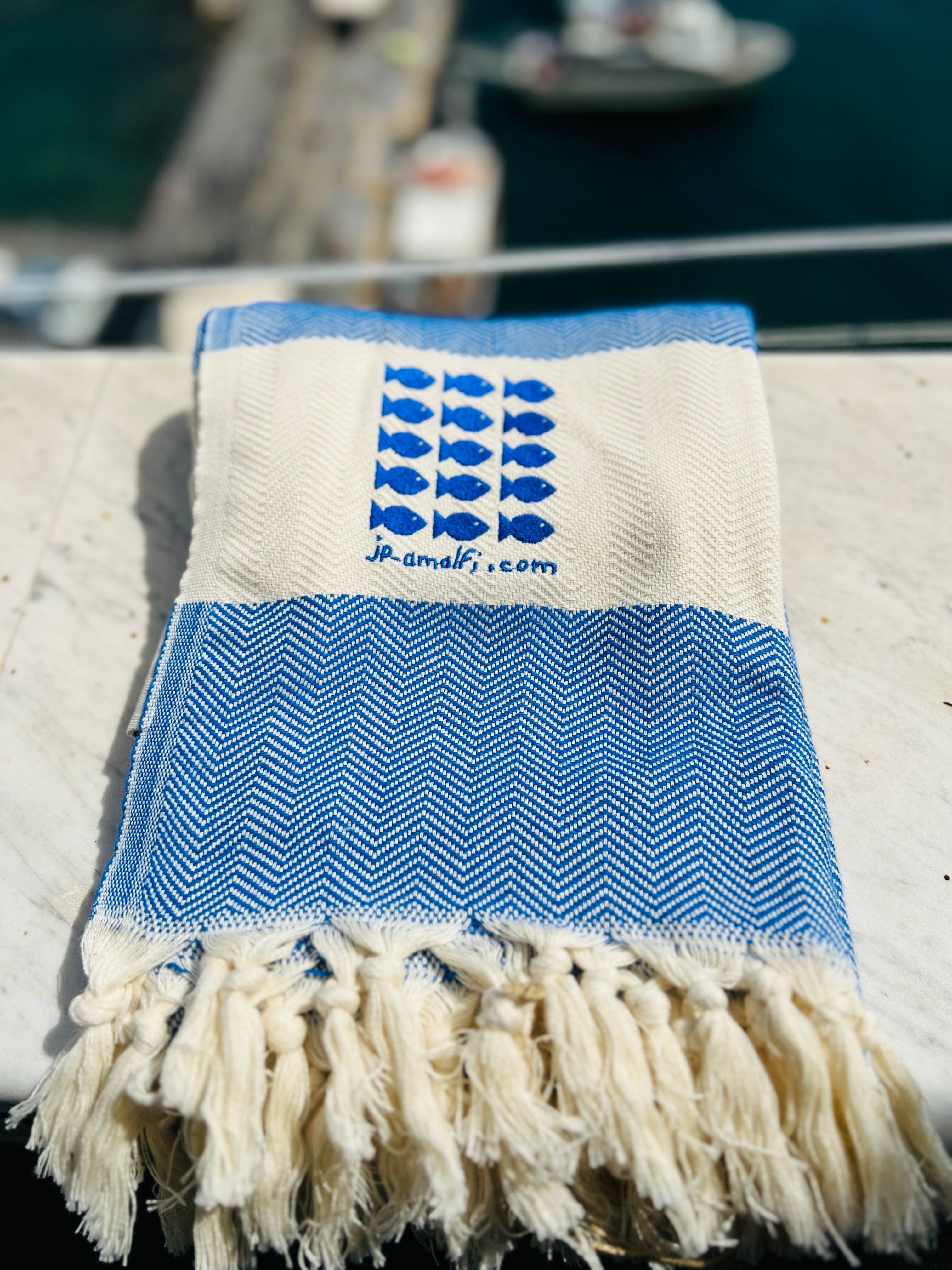 The amalficoast navy fish beach towel - JP Amalfi